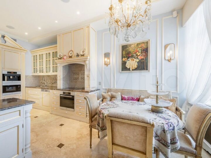 8-к. квартира, 357,3 м², 5/8 эт.