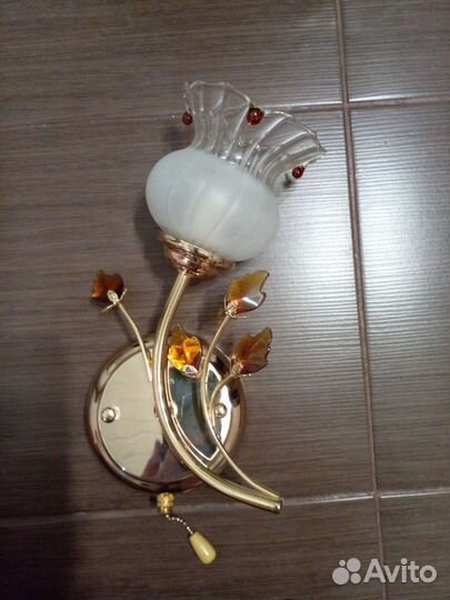 Настенный светильник бра