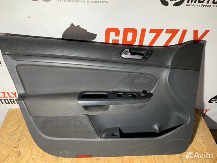 Обшивка боковой двери передняя левая Volkswagen