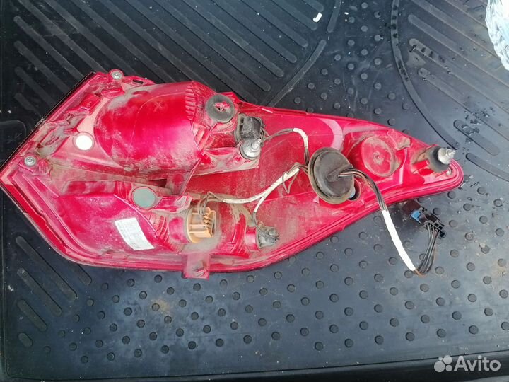 Фара задняя Citroen c4 b7