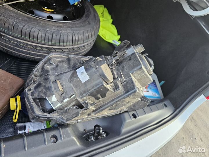 Правая фара логан степвэй после дтп