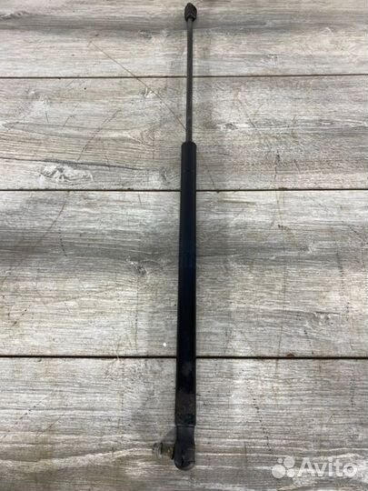 Амортизатор капота Mercedes-Benz Actros MP3 - MP2