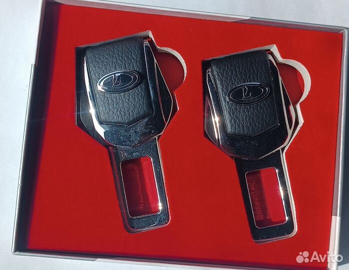 Заглушки ремня 4s на любое авто