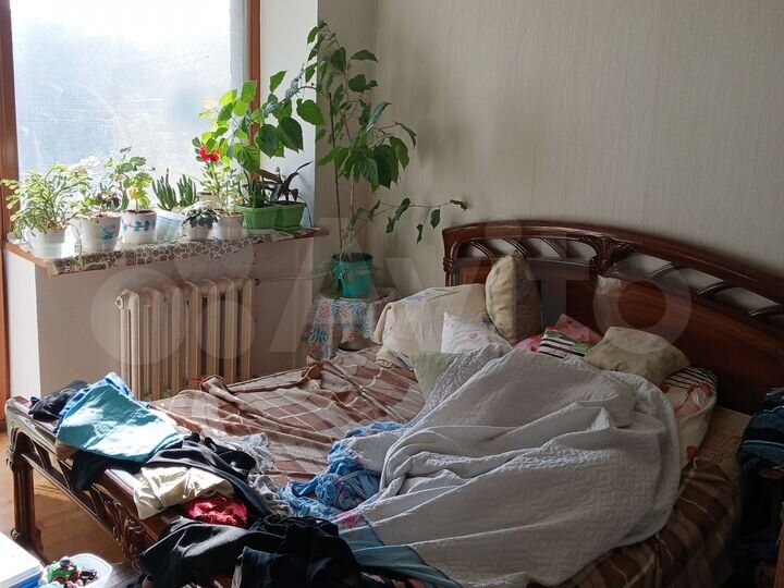 4-к. квартира, 92 м², 2/5 эт.