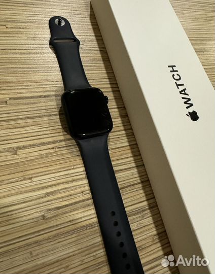 Apple watch se2 (44 mm) оригинал