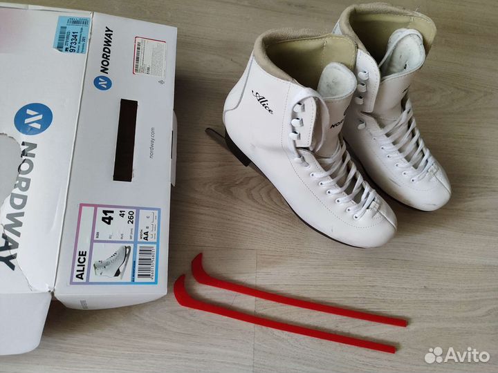 Коньки фигурные