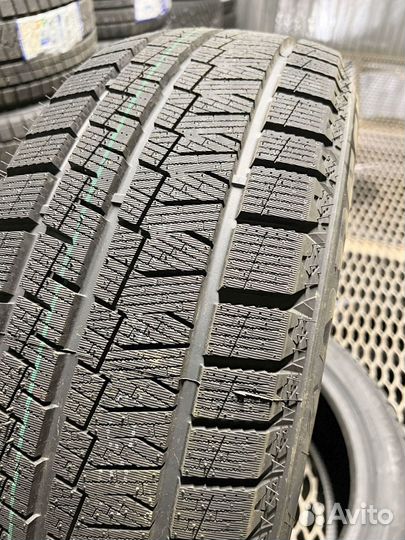 Kapsen SnowShoes AW33 315/35 R20 121H