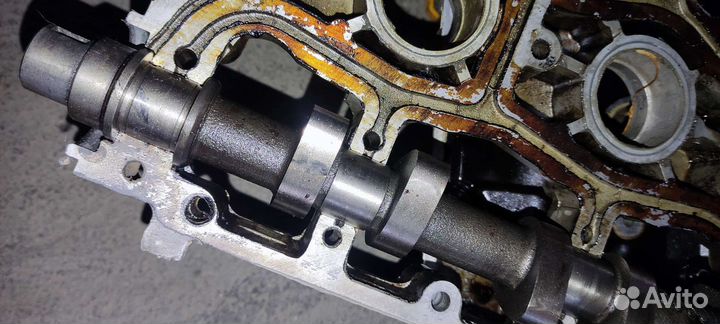 Распредвалы ваз 16v окб 508-538 шестерни разрезные