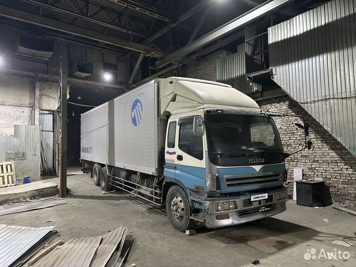 Isuzu Giga (C-series), 2005