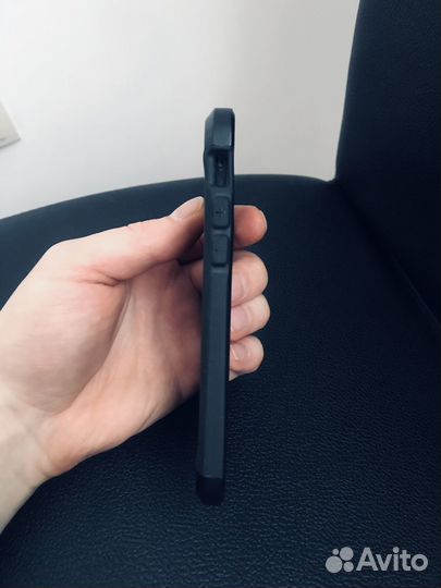 Чехол Thule на iPhone 6 и 6s