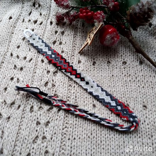 Фенечки из мулине