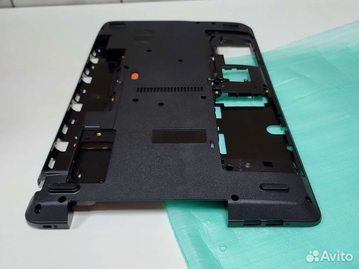 Поддон Ноутбука Acer E1-571G и др