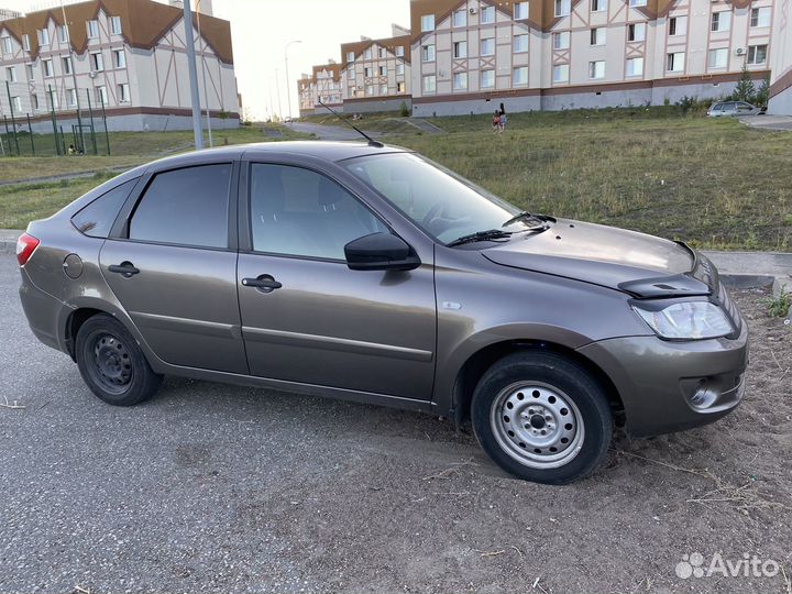 LADA Granta 1.6 МТ, 2017, 141 000 км