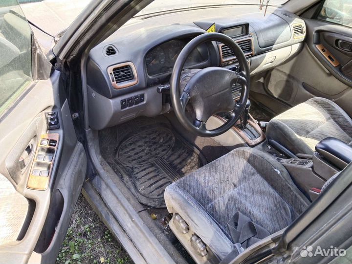 Субару Форестер sf в разбор