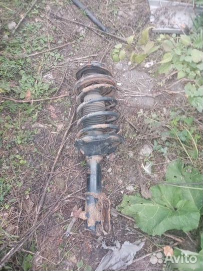 Амортизатор передний левый Hyundai Accent 2006