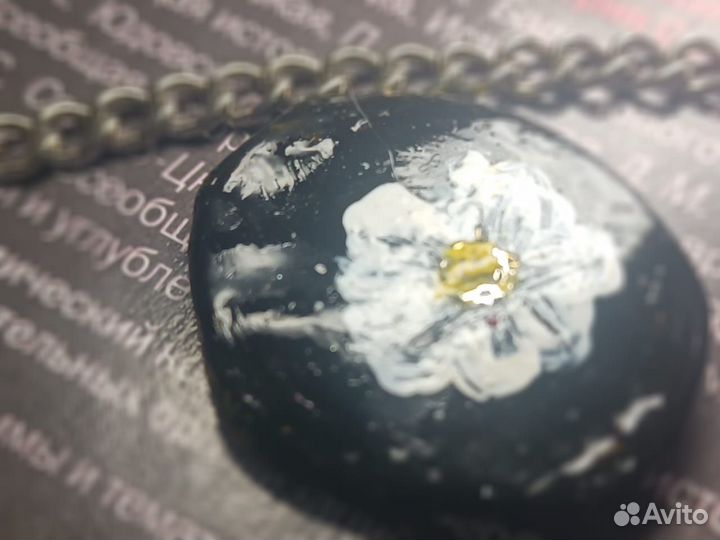 Значок (ромашка) ручной работы