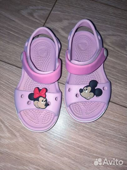 Сандалии crocs c7