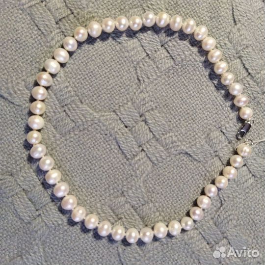 Бусы из жемчуга и браслеты