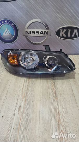 Фара Nissan almera N16 Прав