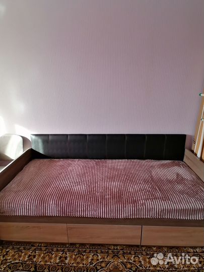 Продам кровать бу