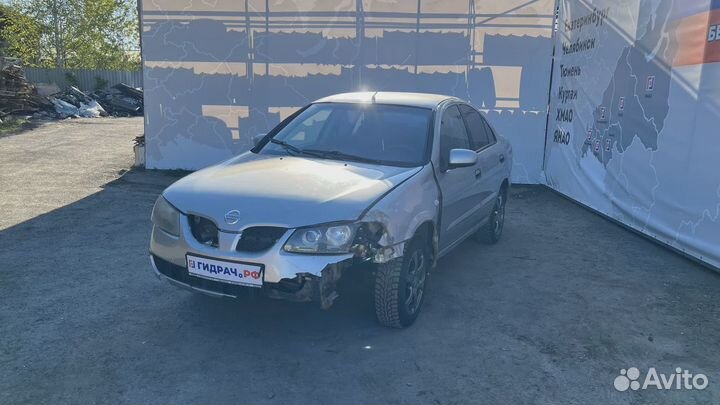 Кнопка аварийной сигнализации Nissan Almera (N16)