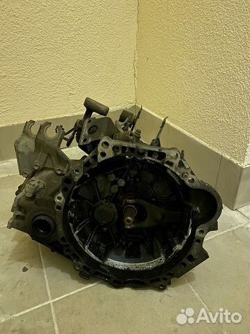 Toyota avensis МКПП 1.8