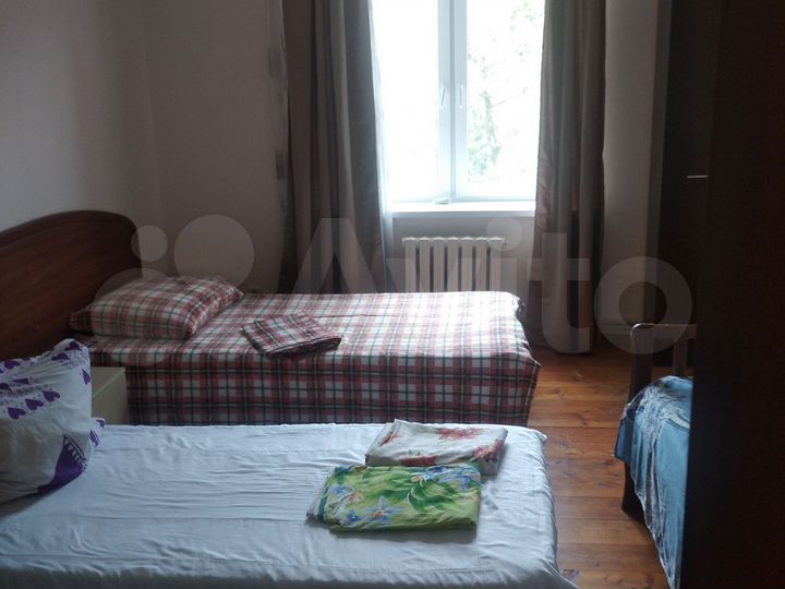 Комната 20 м² в 2-к., 3/3 эт.