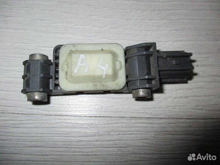 Другие датчики кузова Audi A4 1.9 2002