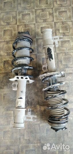 Амортизаторы передние Б/У для opel Astra H