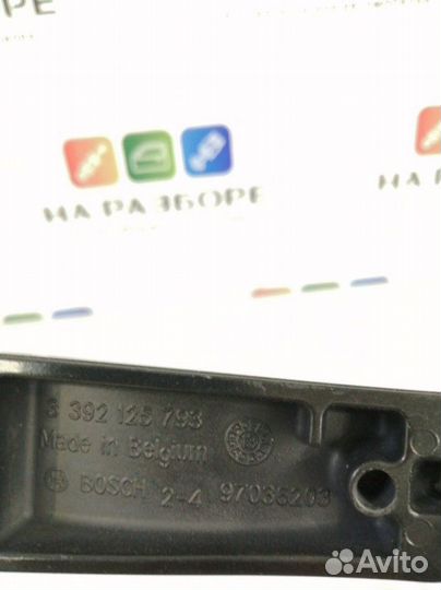 Щетка стеклоочистителя передняя левая Porsche