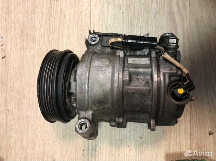 Компрессор кондиционера Mercedes A -Class W176