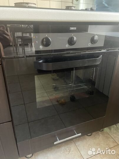 Духовой шкаф