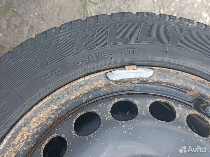 Kelly Winter ST 205/55 R16