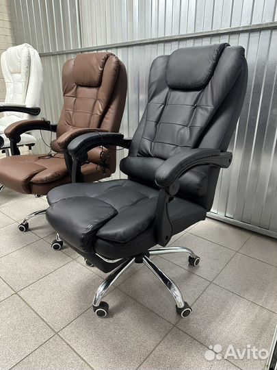 Офисное кресло