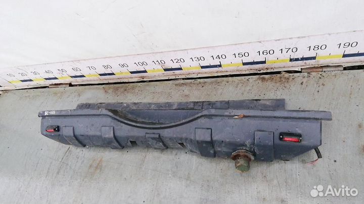 Бампер задний Mitsubishi Montero/Pajero