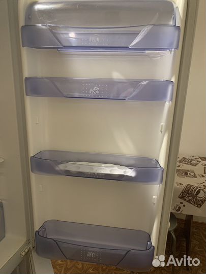 Холодильник на запчасти