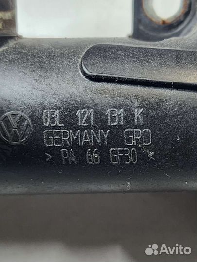 Volkswagen Transporter T5 Фланец (тройник) системы охлаждения 03L121131K