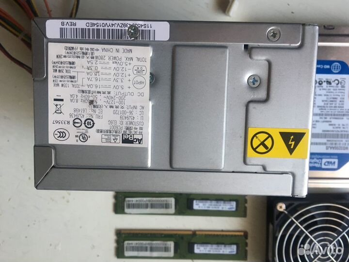 Оперативка (Озу), Блок питания