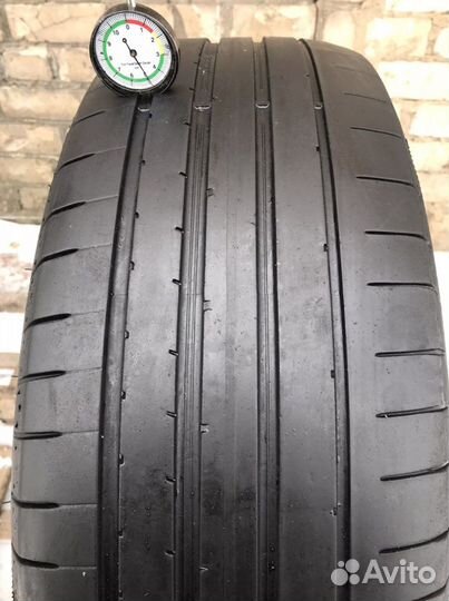 Dunlop SP Sport Maxx RT 2 SUV 235/60 R18 107W