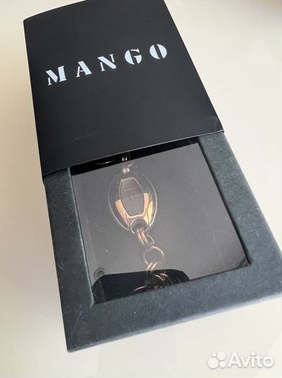 Часы mango