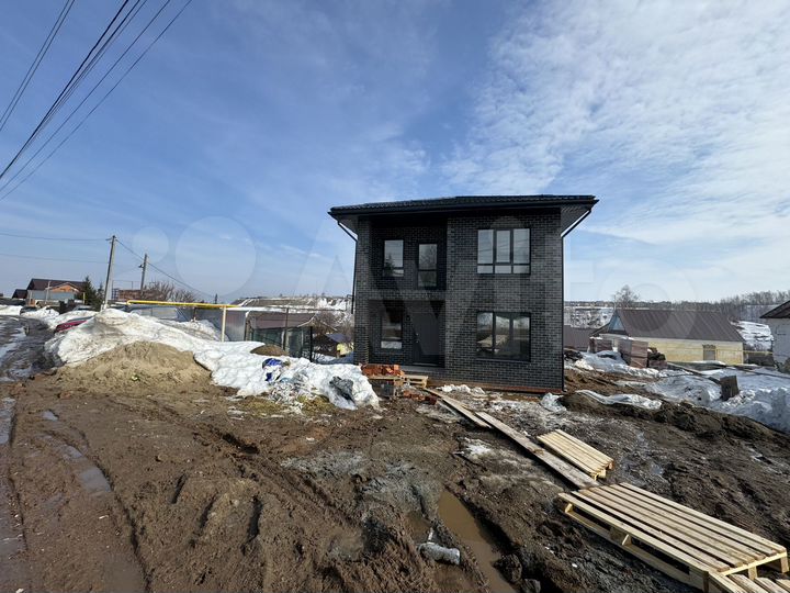 Коттедж 157 м² на участке 4,6 сот.