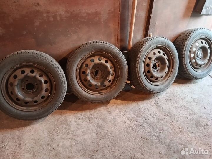 Hankook IceBear W604 195/60 R15 88Q
