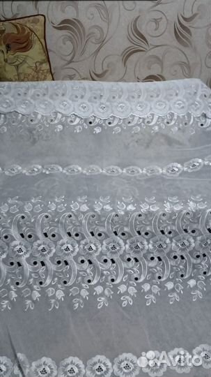 Тюлевая занавеска