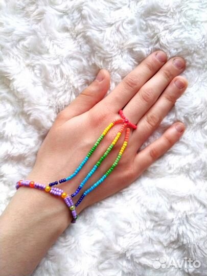 Украшения из бисера