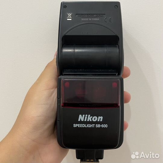 Фотовспышка nikon