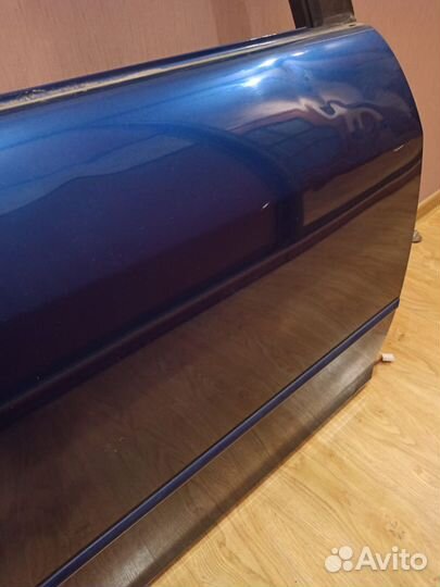 Задняя правая дверь Мазда 66 gg