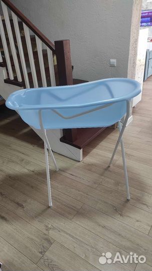 Ванна с подставкой