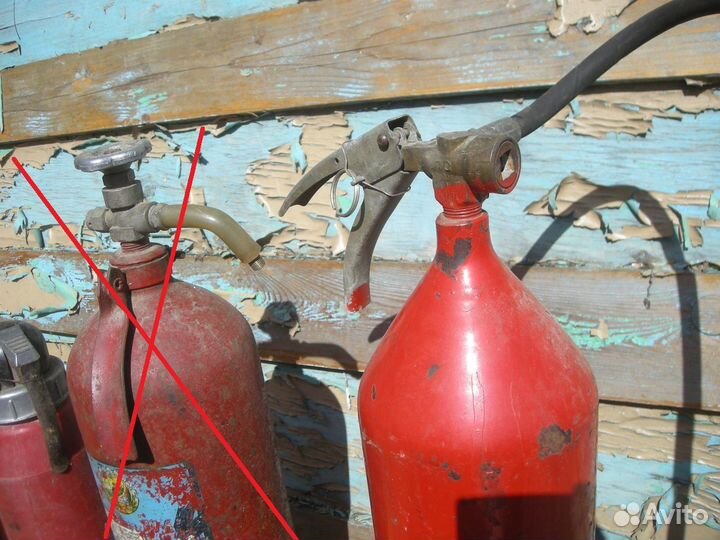 Огнетушители СССР на дизайн только самовывоз