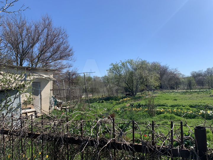 Дом 10 м² на участке 12 сот.