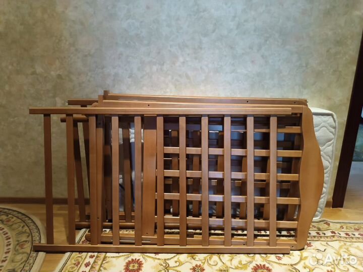 Кроватка деревянная + матрас